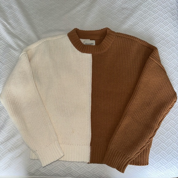 Abercrombie & Fitch Sweater - Picture 1 of 2